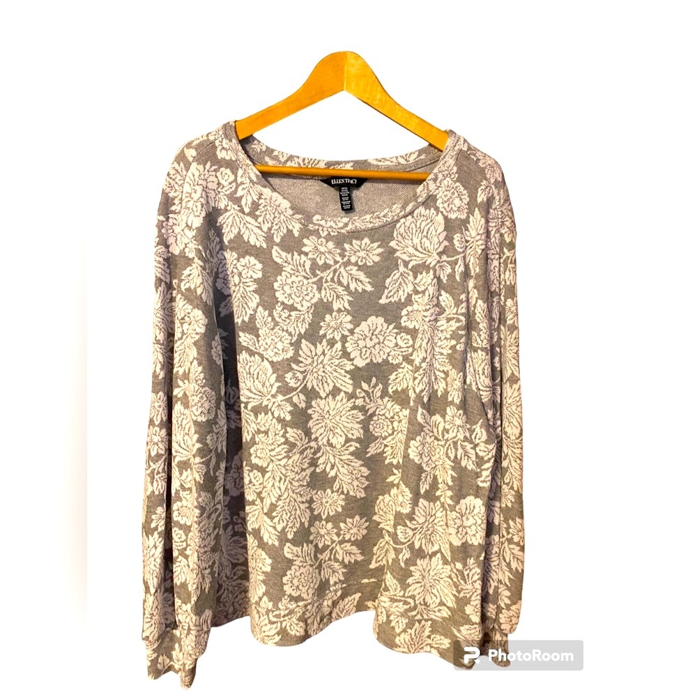 Ellen Tracy Sweatshirt size xxl